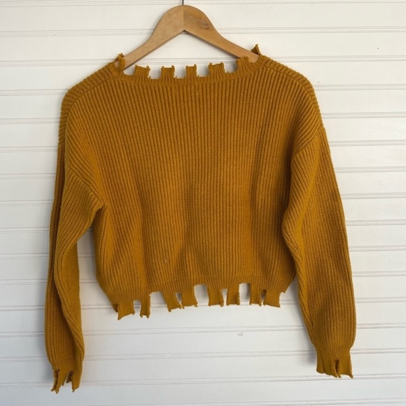 Love J Distressed Fringe Mustard Sweater size S - Picture 5 of 9